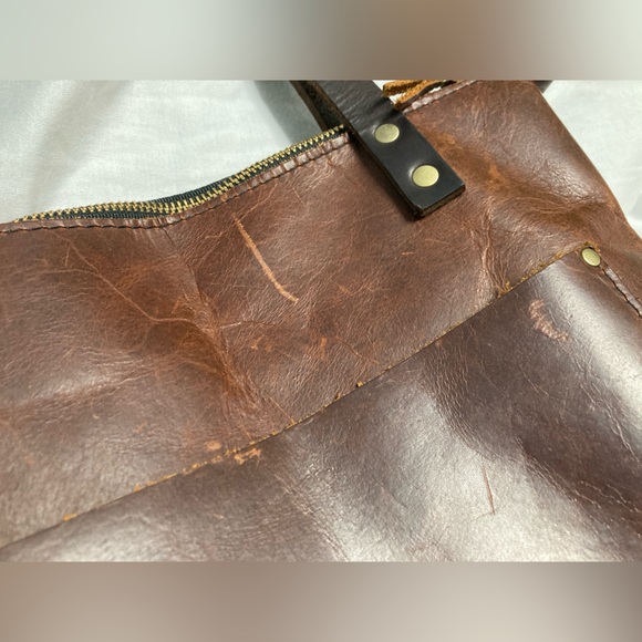 Sturdy real leather bag by Portland Leather Goods - Picture 3 of 10